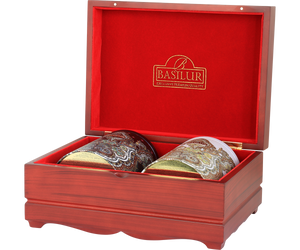 Oriental Collection Wooden Presenter